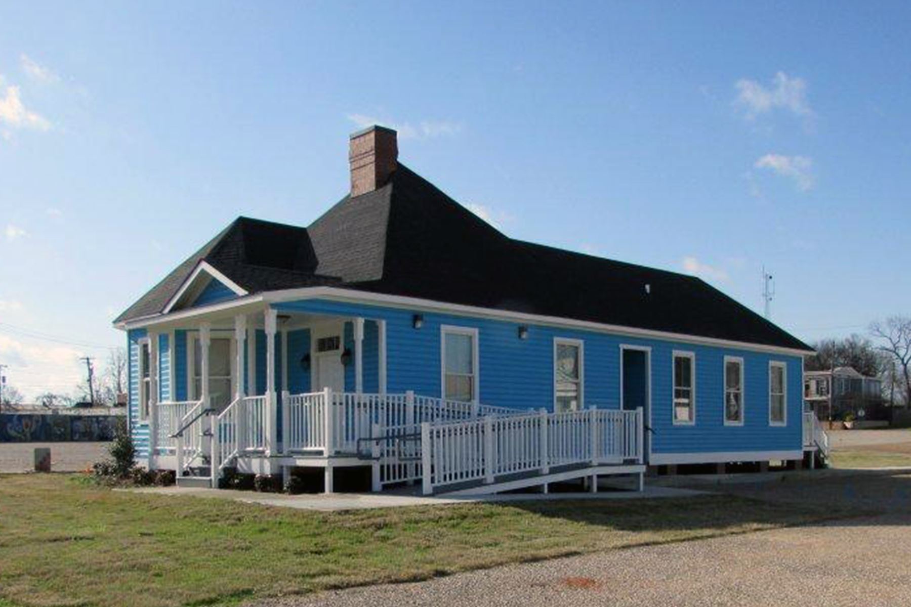 Sprague Street Row House