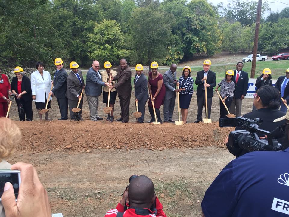 23658700_890390144452244_2017766179686039860_n