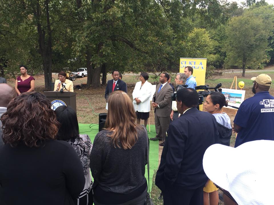 23517816_890389891118936_2514391381929905411_n