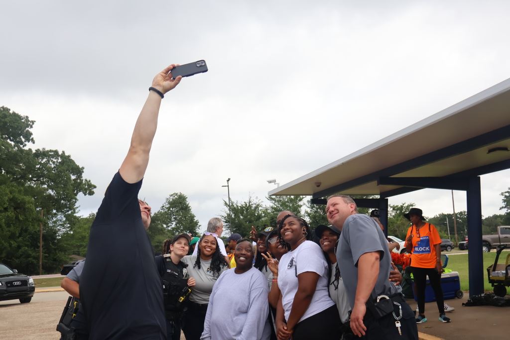 3b425359-6259-4d36-a413-f2e792886c6a